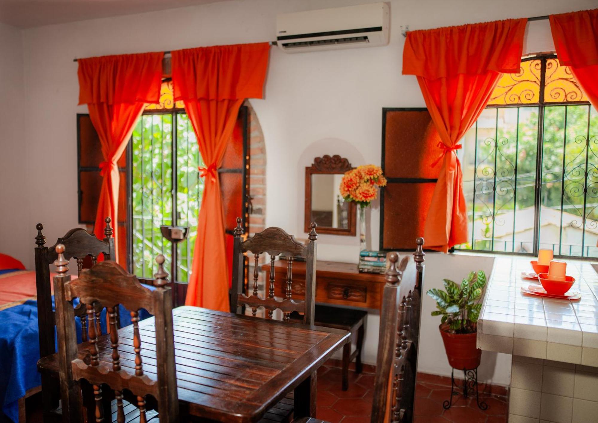 Hotel Azteca ปูแอร์โตบาญาร์ตา ภายนอก รูปภาพ
