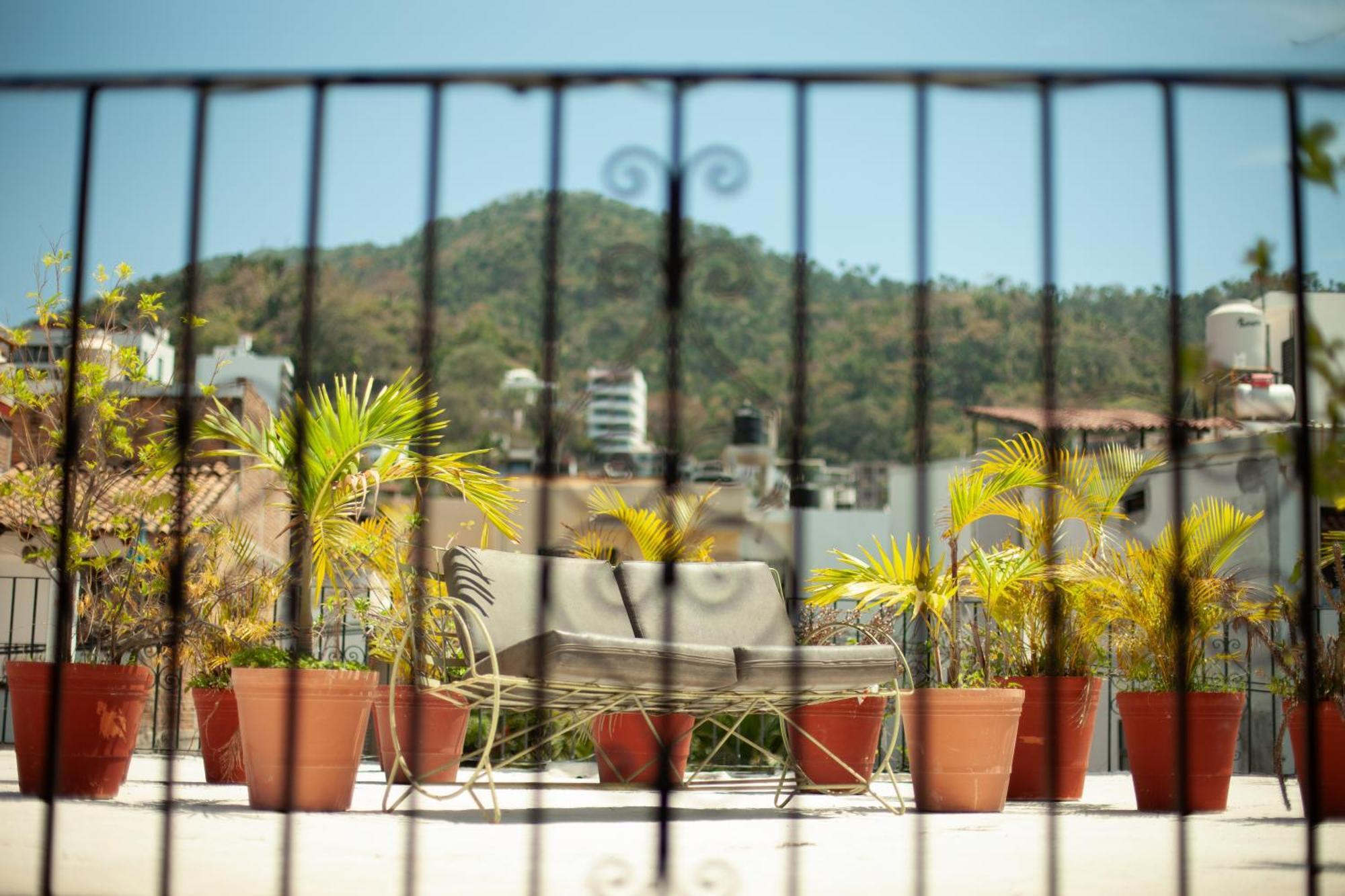 Hotel Azteca ปูแอร์โตบาญาร์ตา ภายนอก รูปภาพ
